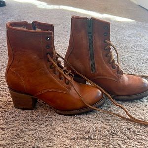 FREEBIRD boots. Tan, heeled, lightly worn.